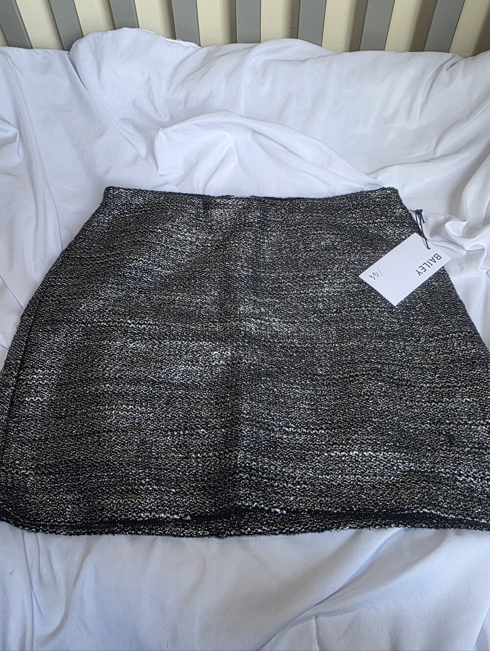 Bailey 44 Black Silver Metallic Tweed Mini Skirt Size Small Nwt